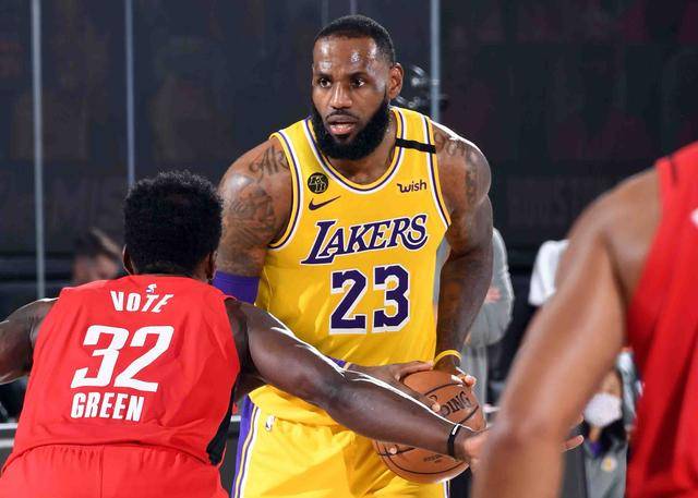  浓眉哥内线称霸湖人双加时力克国王